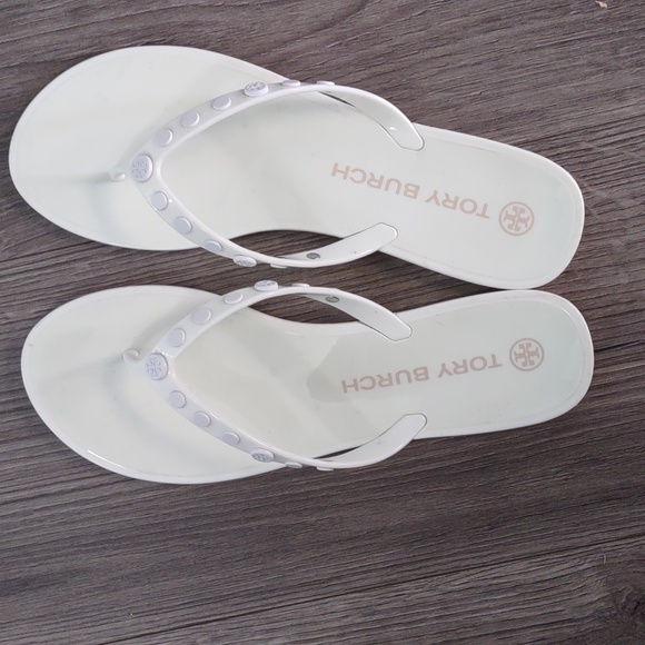 Tory Burch thong sandals - Picture 1 of 3